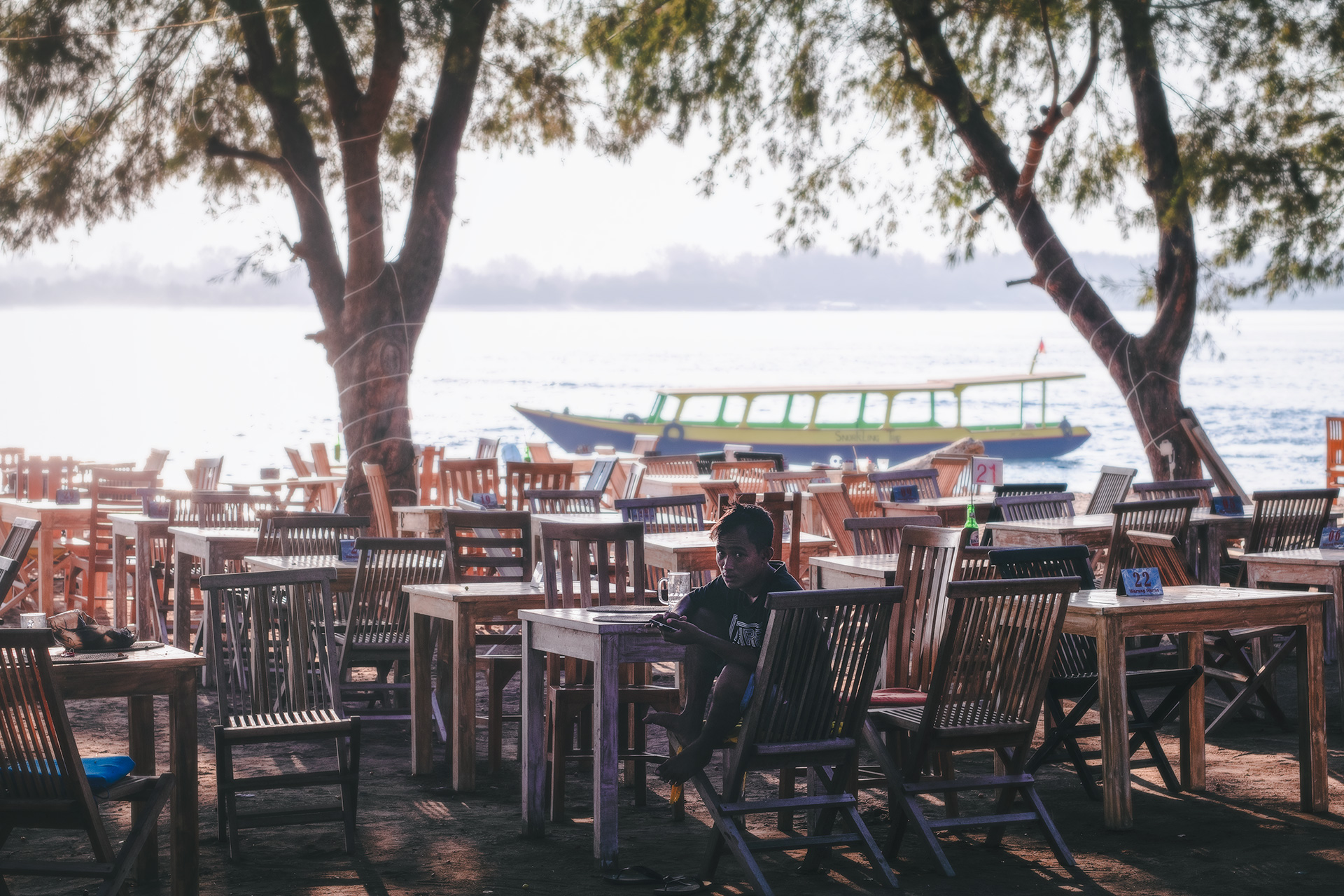 Empty restaurants. Is it safe to travel to the Gili Islands after the 2018 earthquakes? | Outside Material Empty restaurants. Is it safe to travel to the Gili Islands after the 2018 earthquakes?