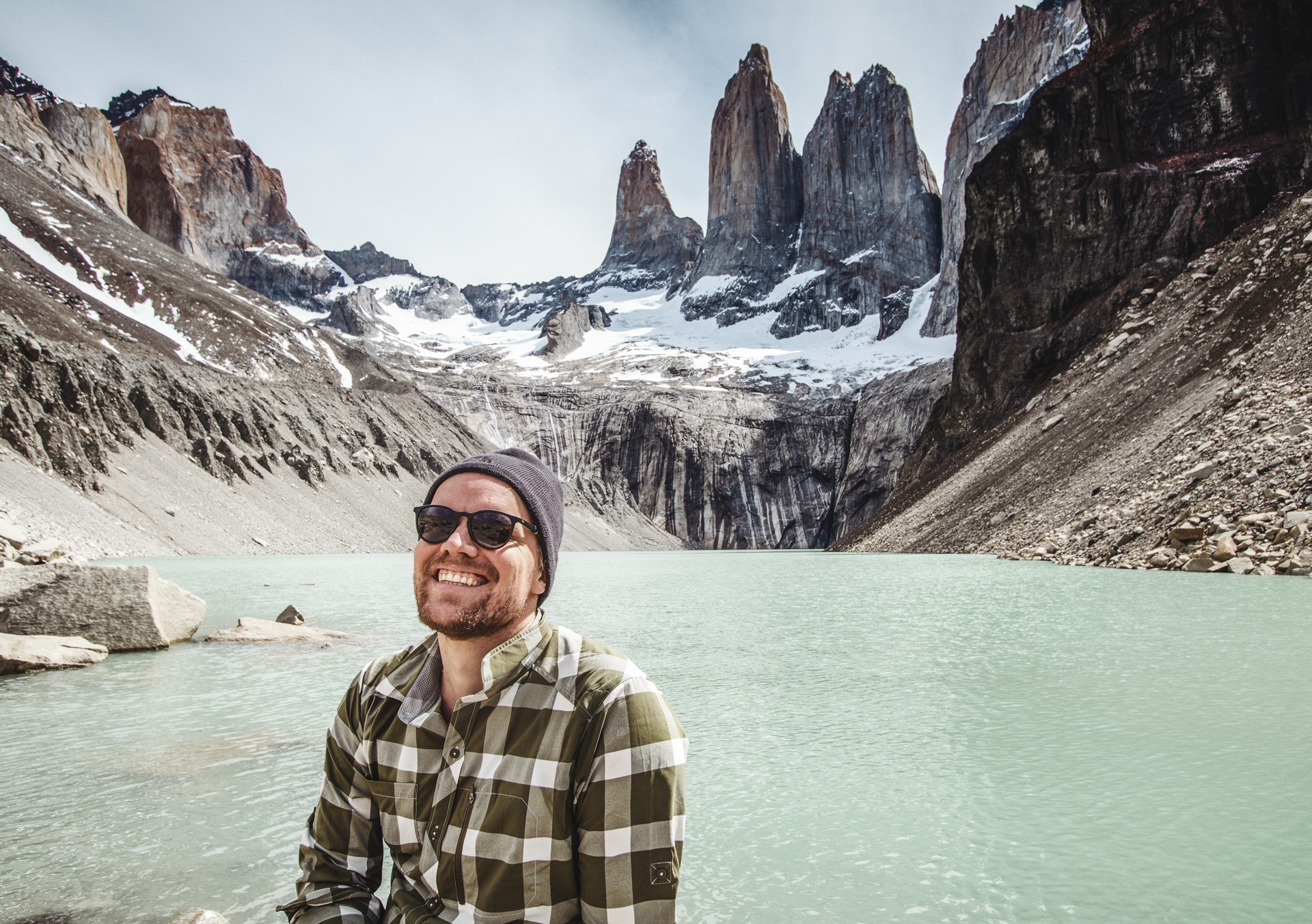 mirador base las torres smile men