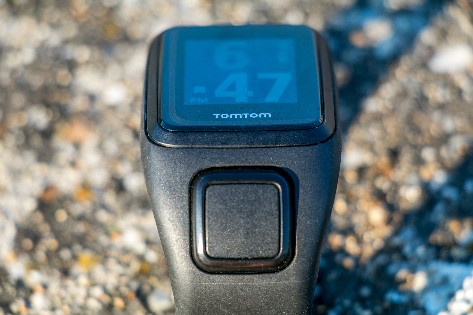 outsidematerial-TomTom Spark 3-button tomtom spark 3 sport