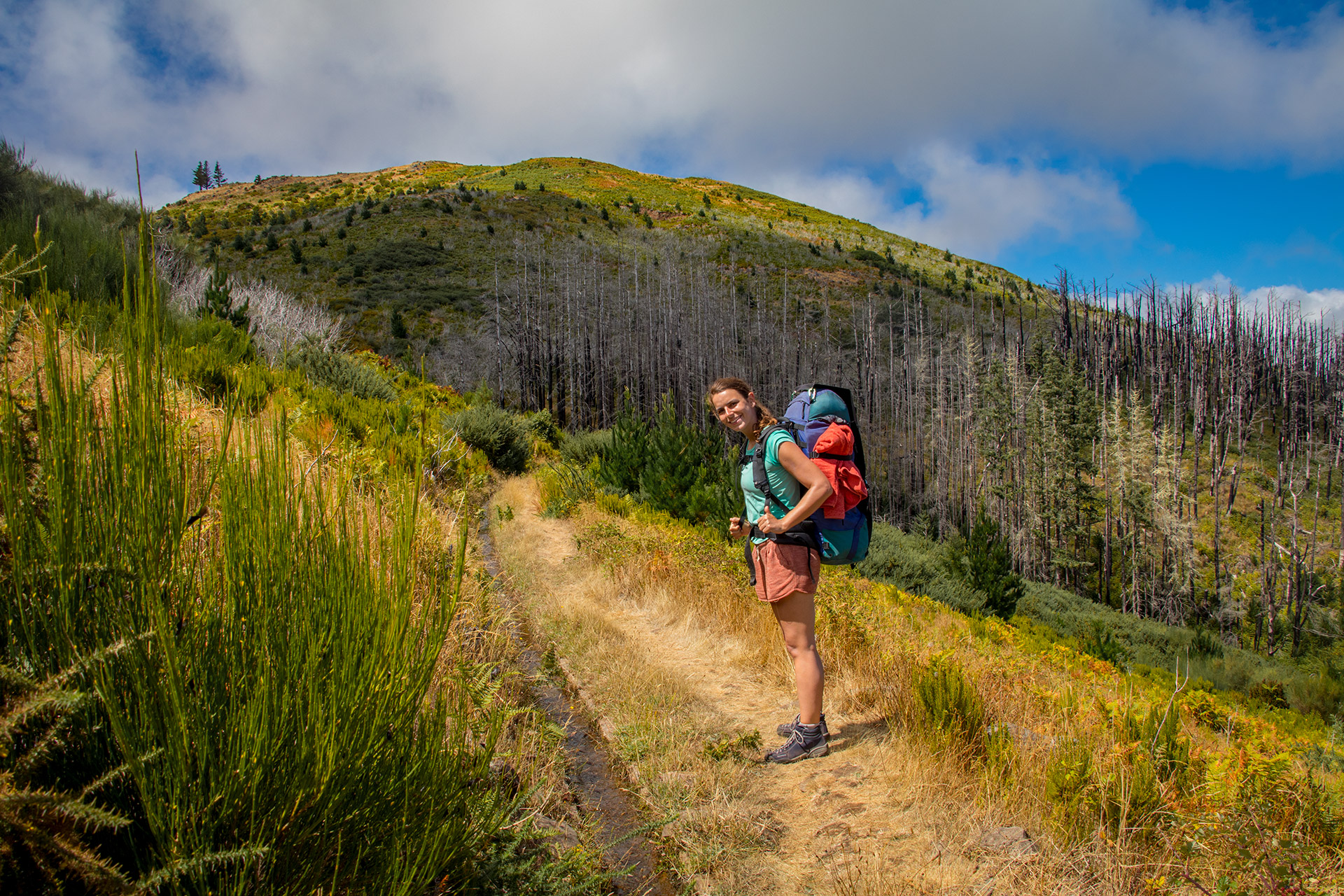 outsidematerial-madeira-trek-hiking-landscape-ocean-levada-backpack