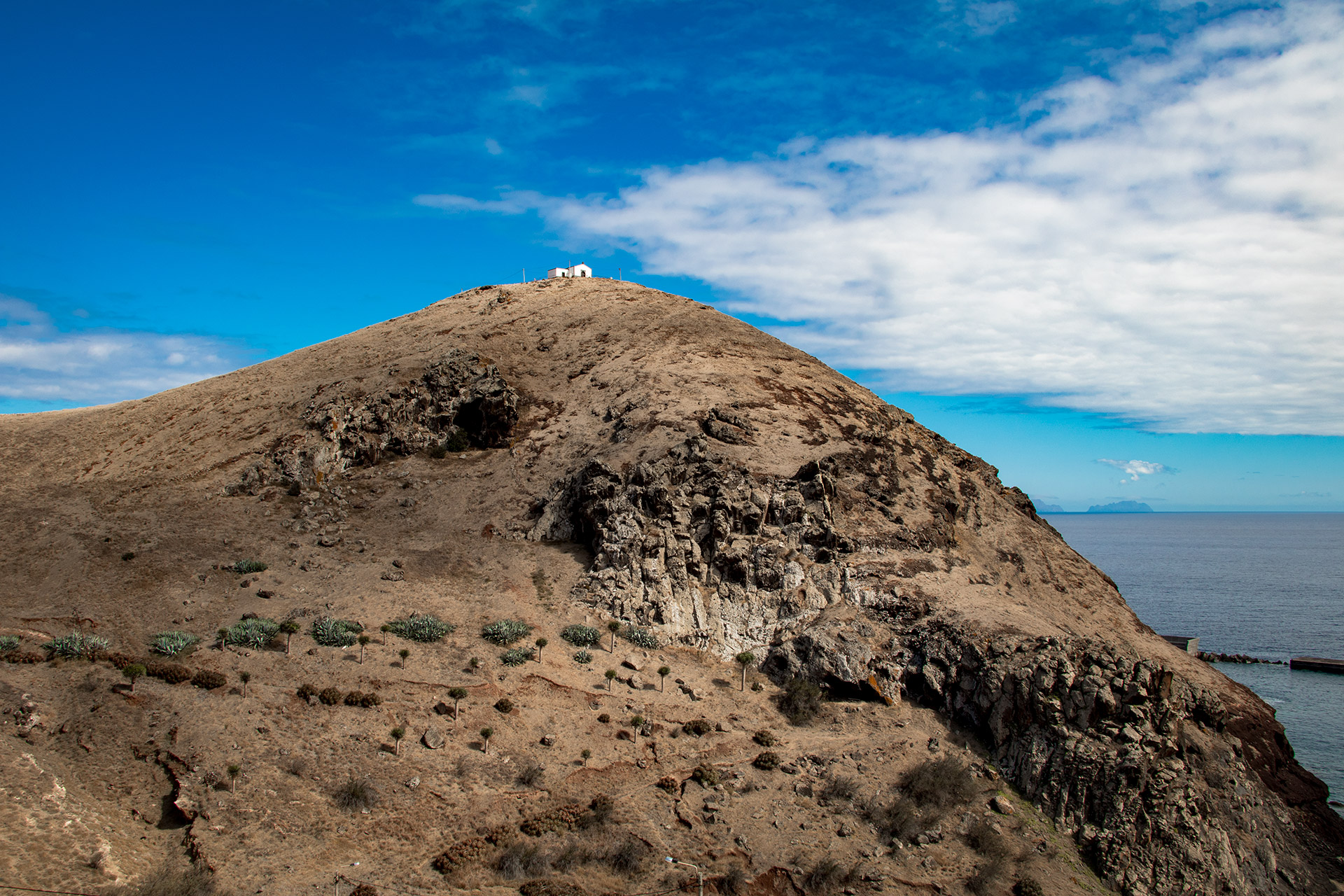 outsidematerial-maderia-sao-lourenco-ocean-cliff-hike-house